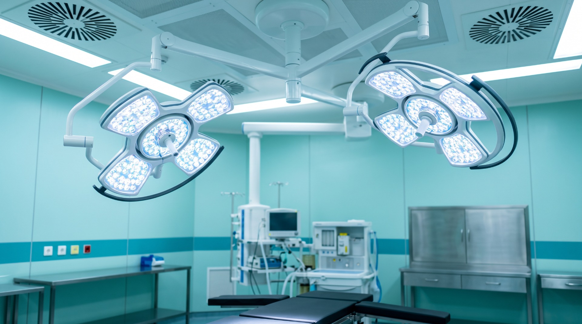 Assoc. Prof. Engin Çelik, MD - Gynecologic Oncology Surgical Procedures